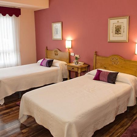 Hotel Txaraka Bermeo Buitenkant foto