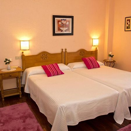 Hotel Txaraka Bermeo Buitenkant foto
