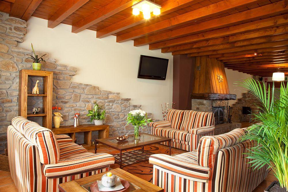 Hotel Txaraka Bermeo Buitenkant foto
