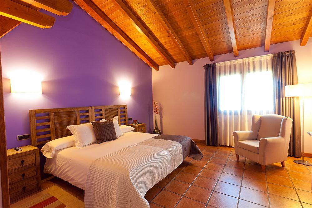 Hotel Txaraka Bermeo Buitenkant foto