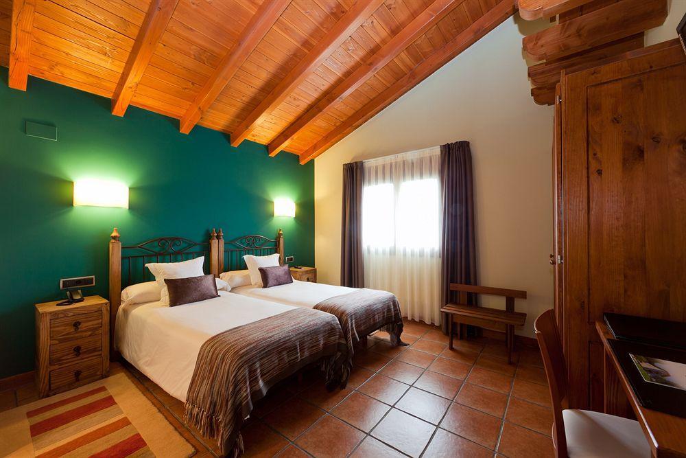 Hotel Txaraka Bermeo Buitenkant foto