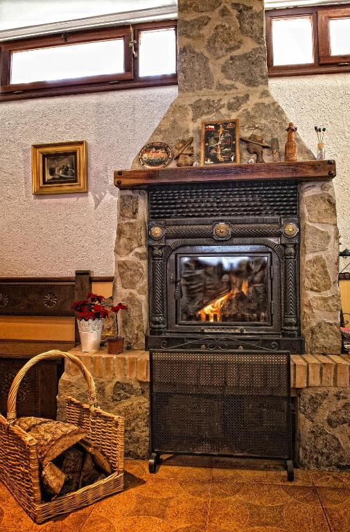 Hotel Txaraka Bermeo Buitenkant foto