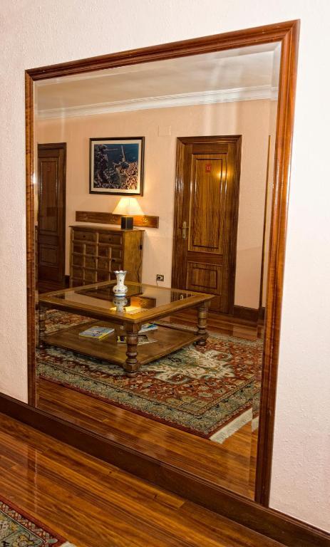 Hotel Txaraka Bermeo Buitenkant foto