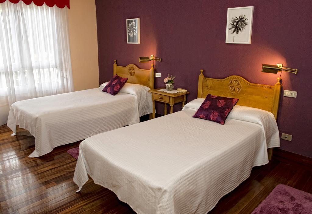 Hotel Txaraka Bermeo Buitenkant foto
