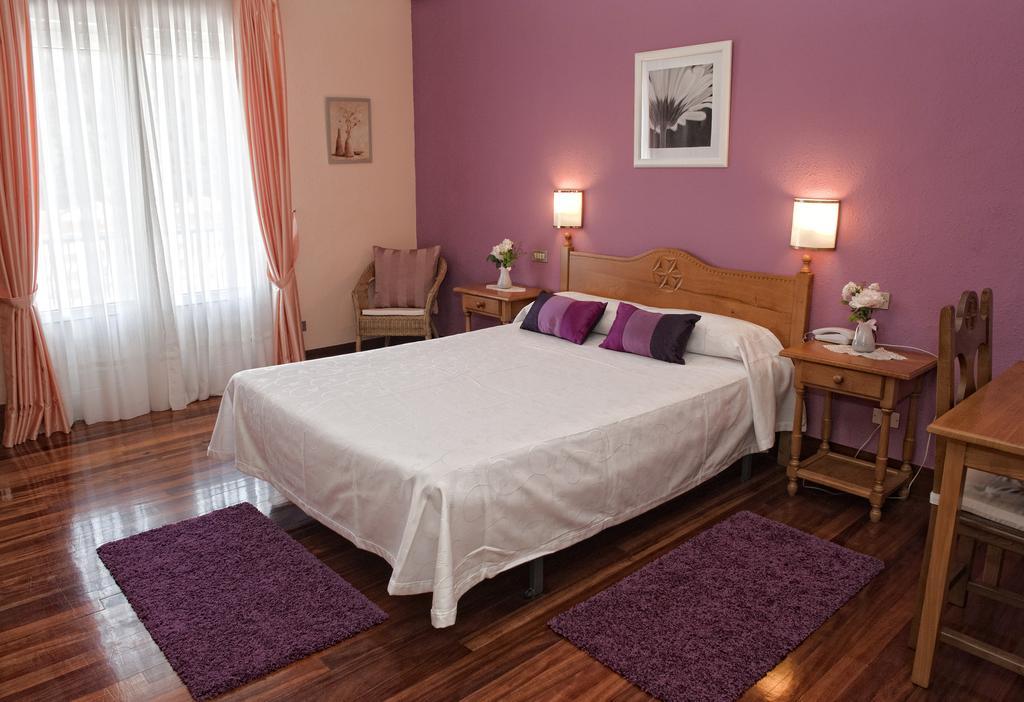 Hotel Txaraka Bermeo Buitenkant foto